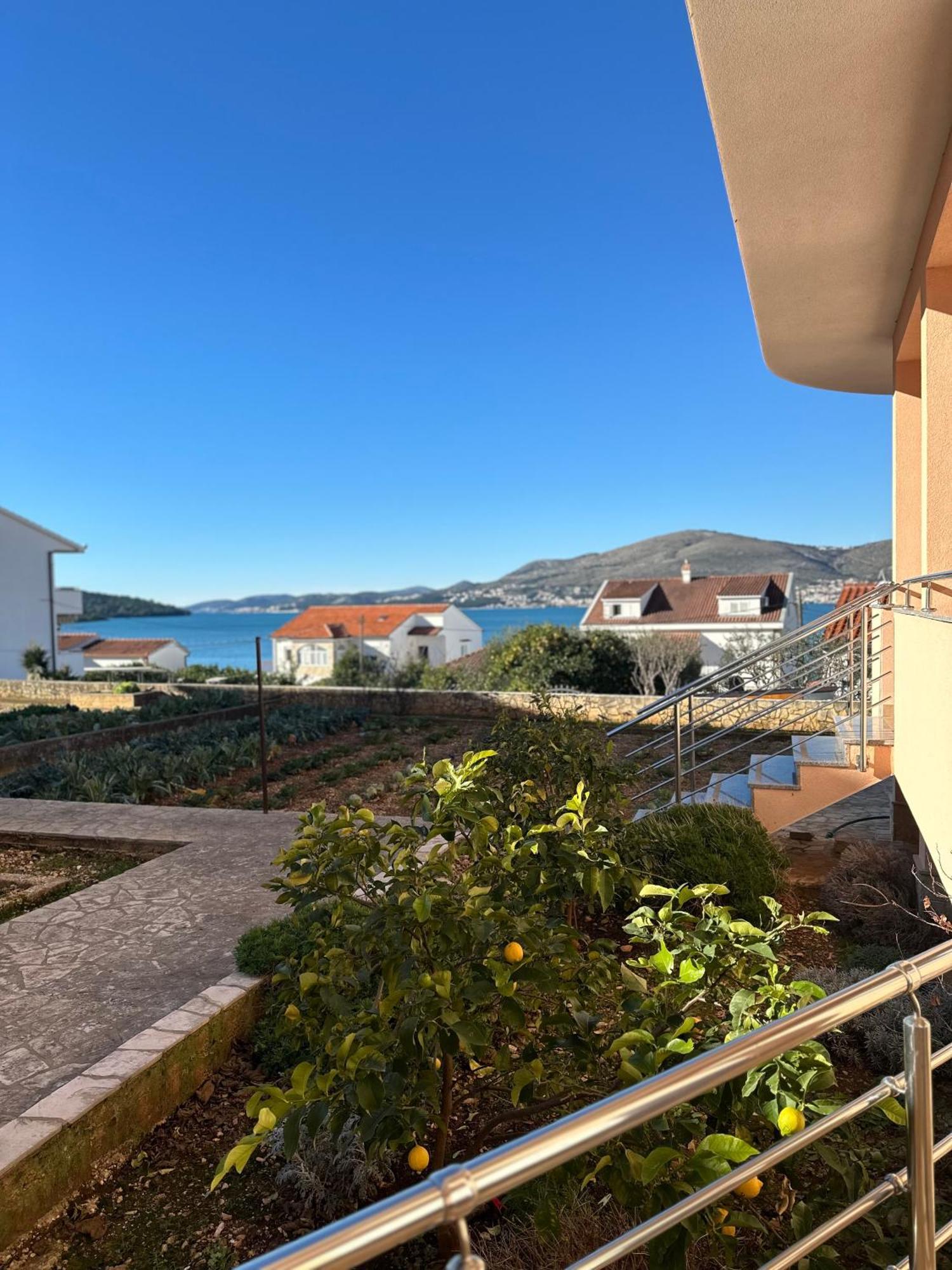 Apartments Zlatka Trogir Exterior foto