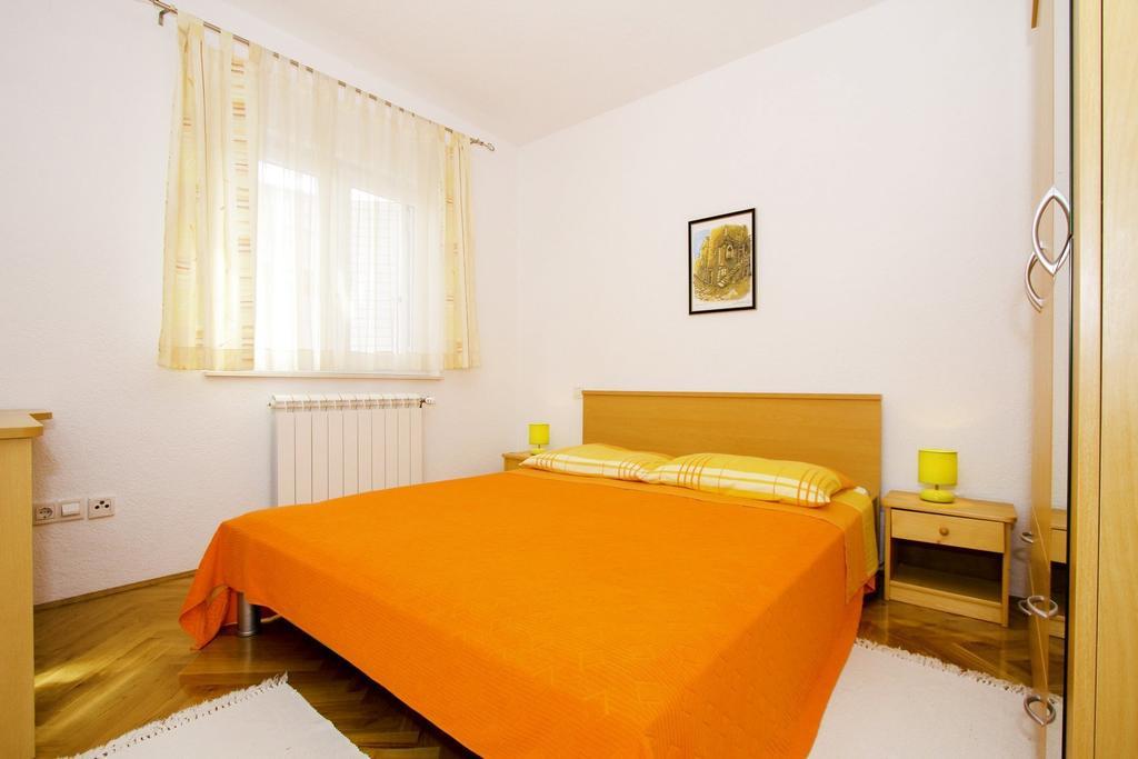 Apartments Zlatka Trogir Quarto foto